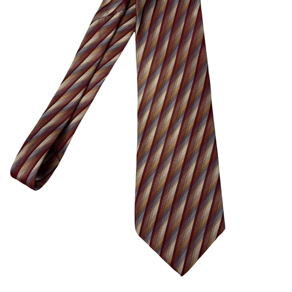 Bugatti Other - Bugatti men’s tie, 100% silk, warm neutral colors, geometric pattern vintage